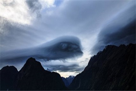 不懂就問！有專科畢業(yè)證就能報(bào)考云南專升本嗎？